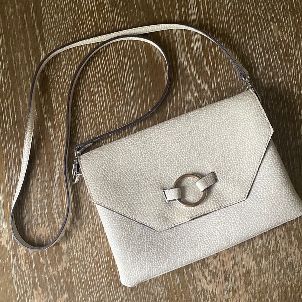 Crossbody | Street Level